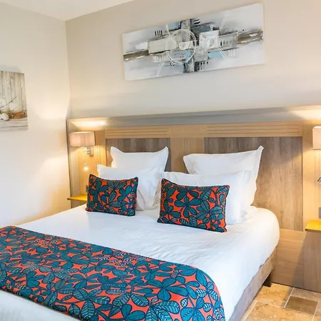 Le Perigord Hotel